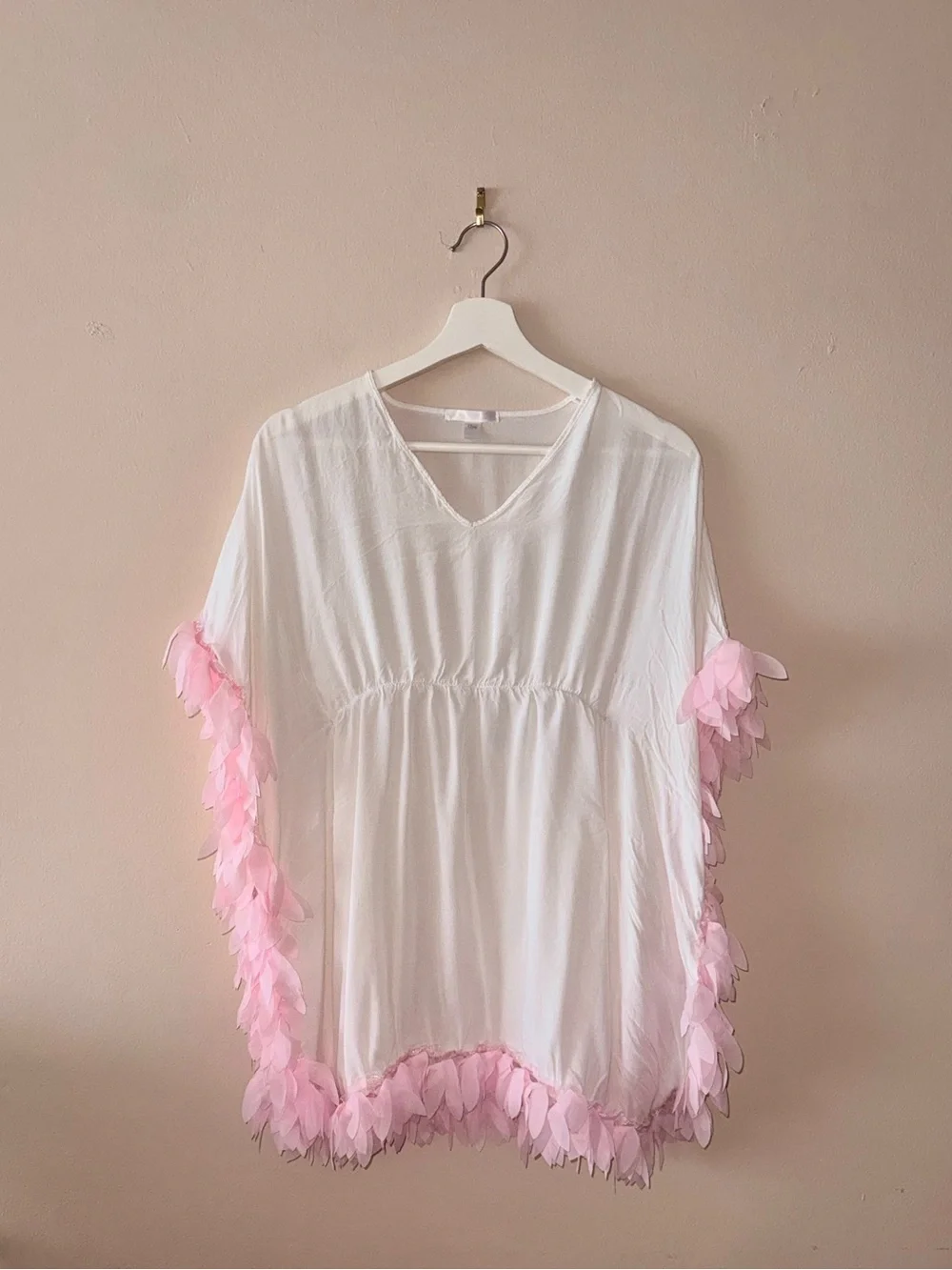 Stella Cove Girls White & Pink Petal Kaftan - 12 years